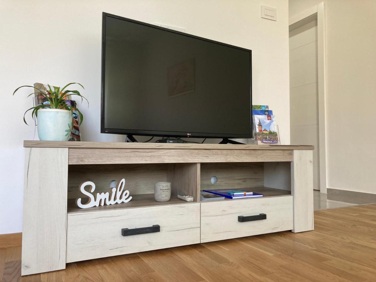 Apartman N&N Σουμπότικα Εξωτερικό φωτογραφία